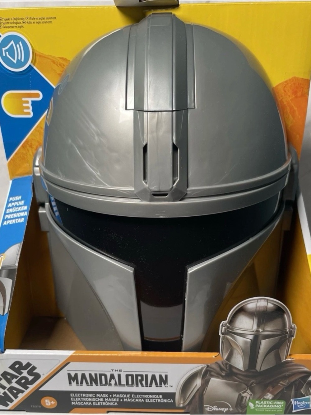Star Wars Mandalorian Talking Helmet Mask in Gray and Black